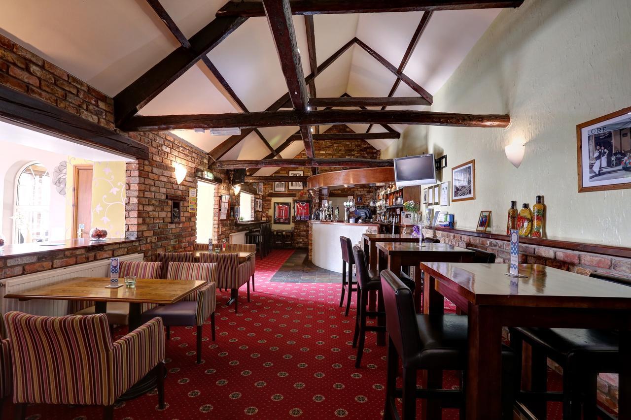 Manor Court Hotel Carnaby 外观 照片