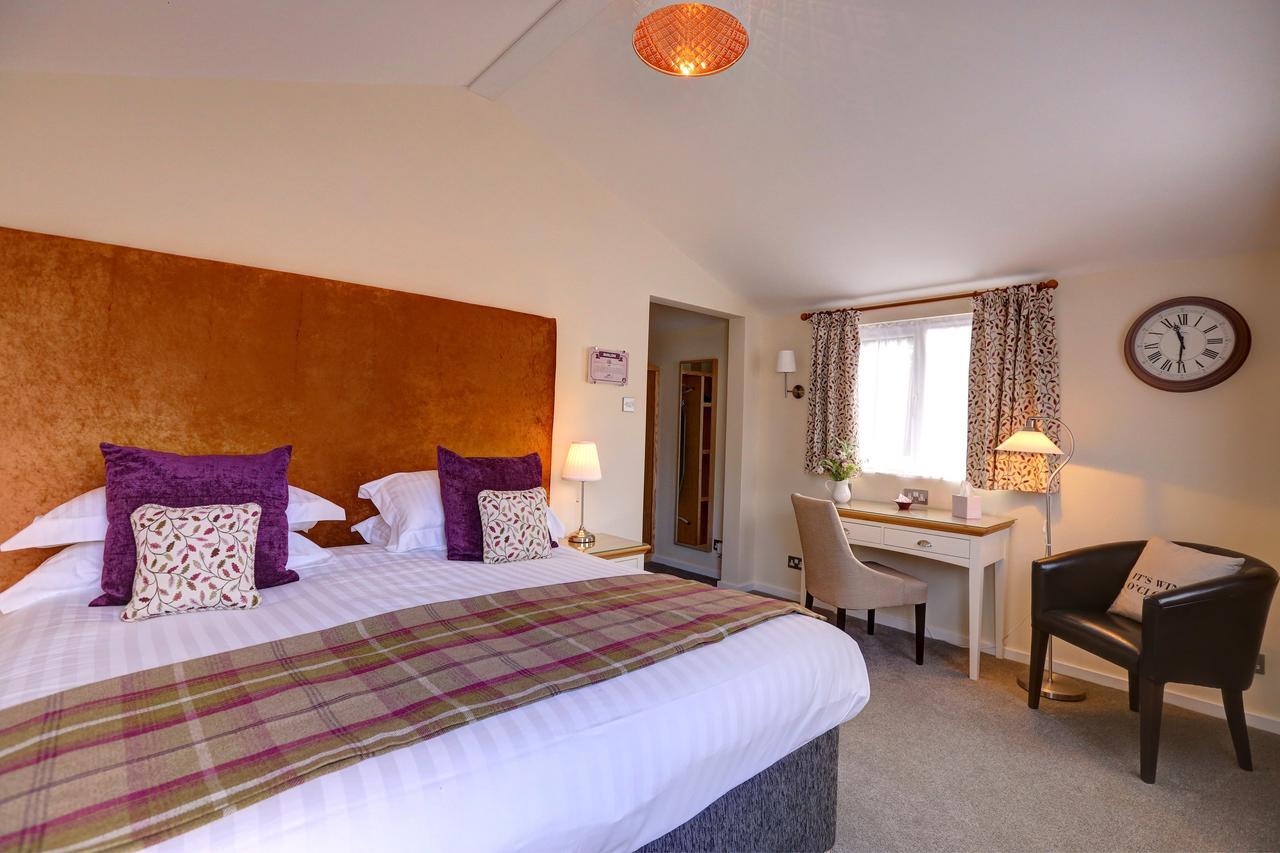Manor Court Hotel Carnaby 外观 照片