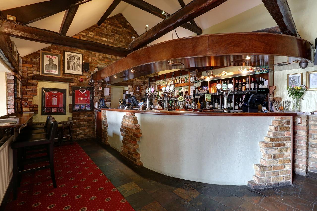 Manor Court Hotel Carnaby 外观 照片
