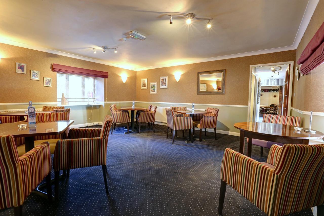 Manor Court Hotel Carnaby 外观 照片